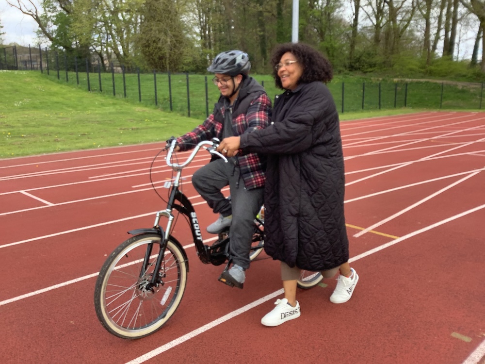 Learning Outside - students and staff