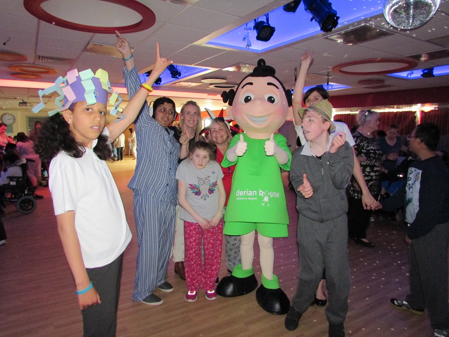 Fundraising for Derian