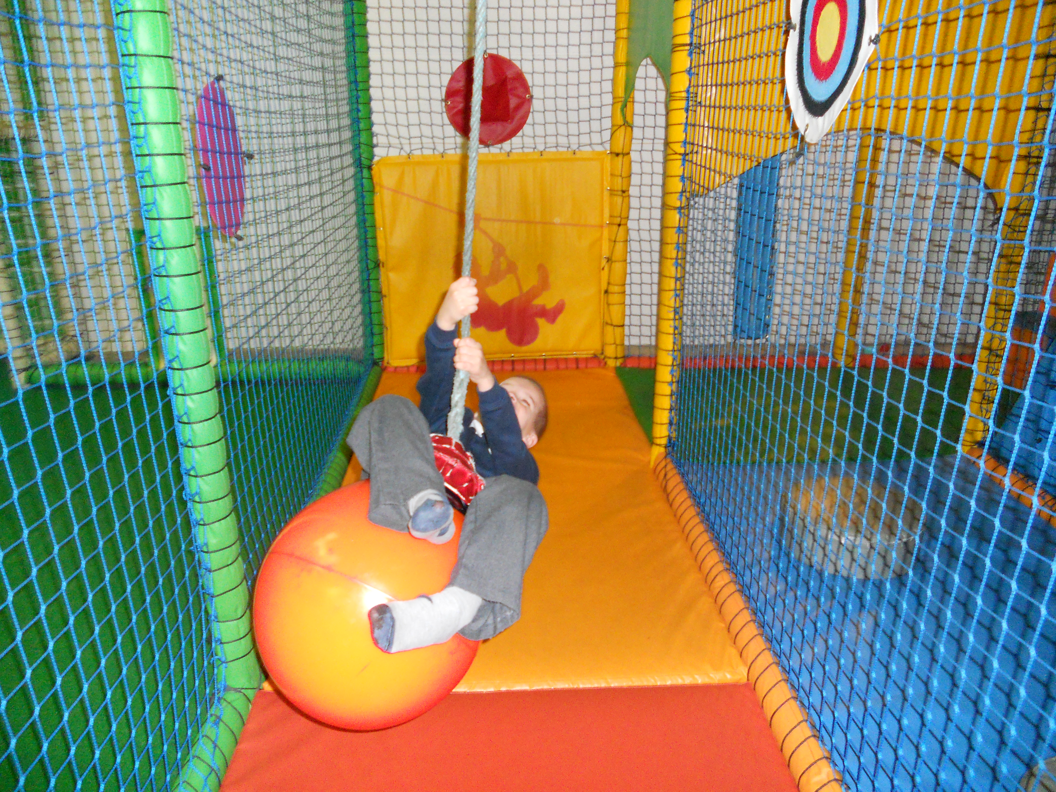 Children Run - A  - Mok!