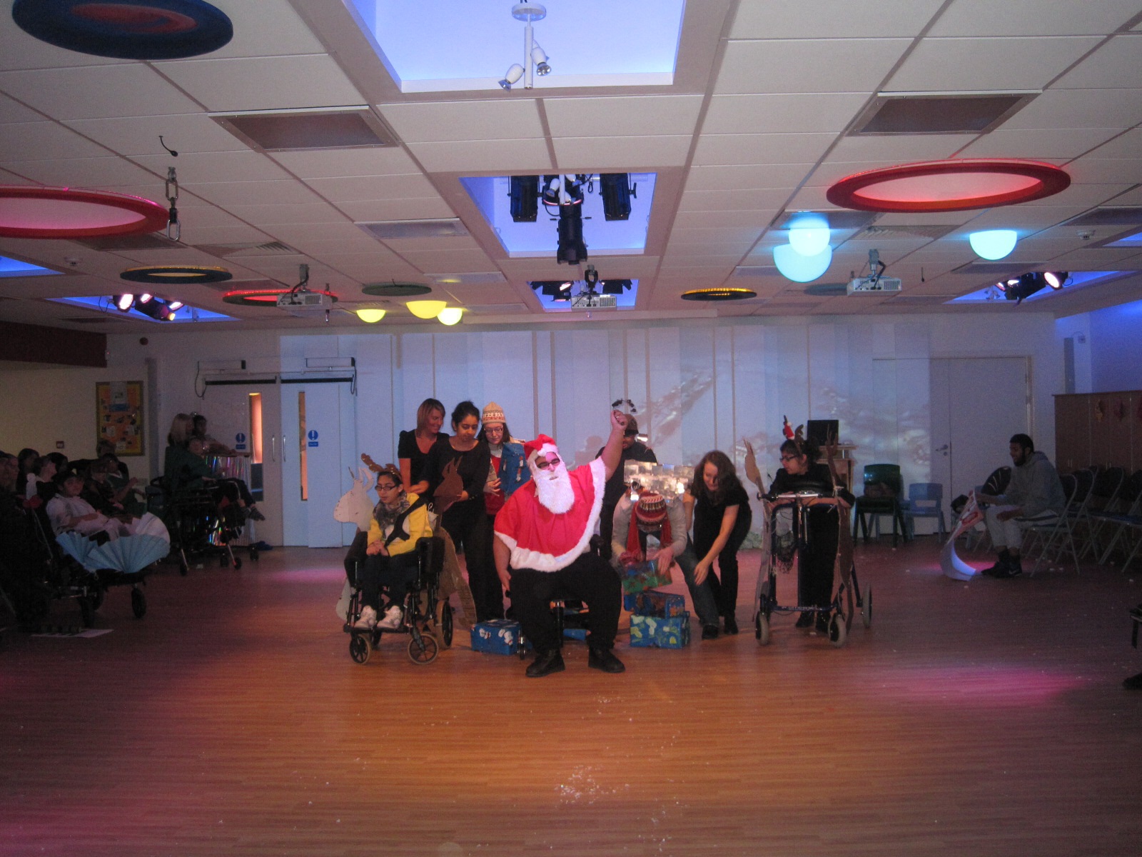 11-19 Christmas Extravaganza