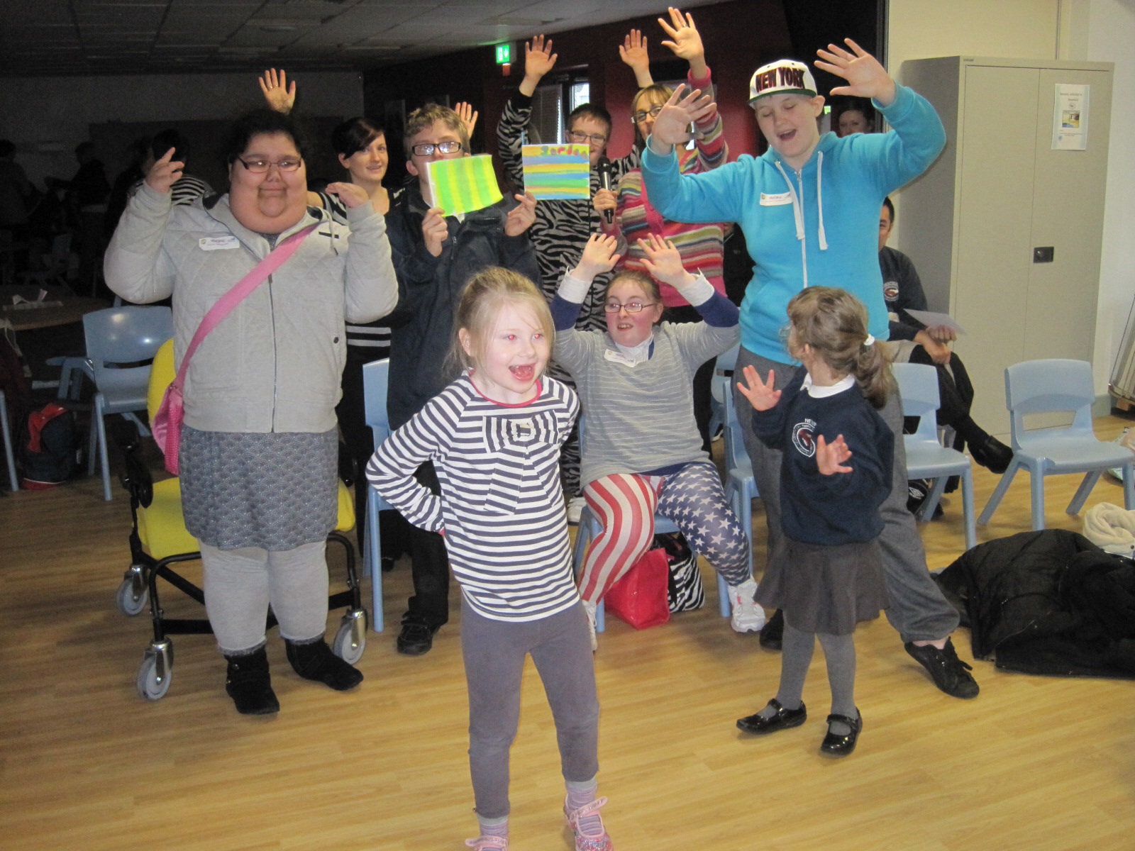 Joining in with Sign2Sing!