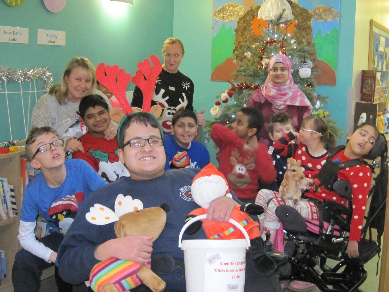 Save the Children - #xmasjumperday