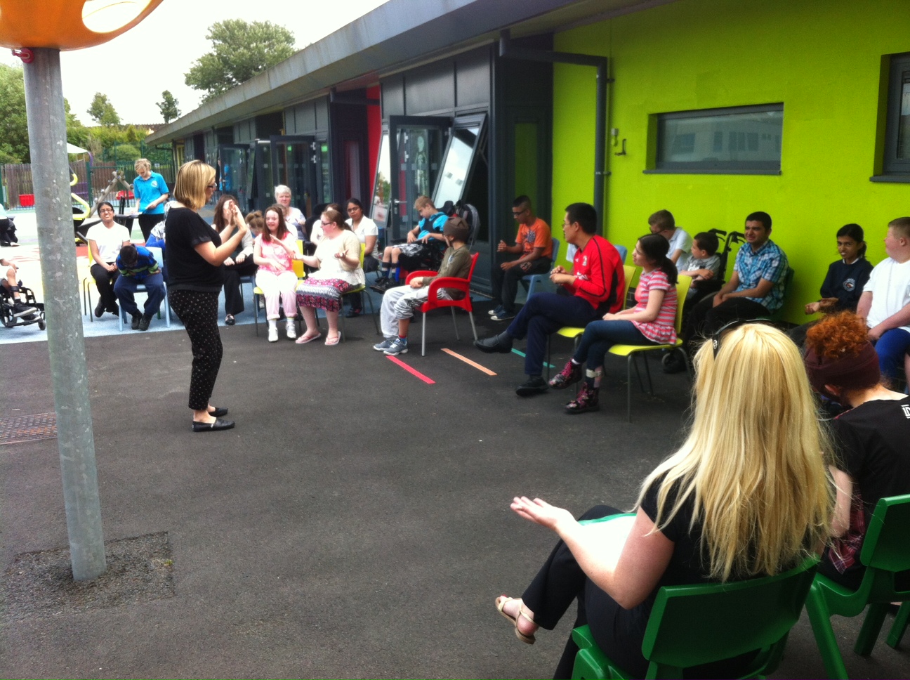 Singing in the Sunshine!