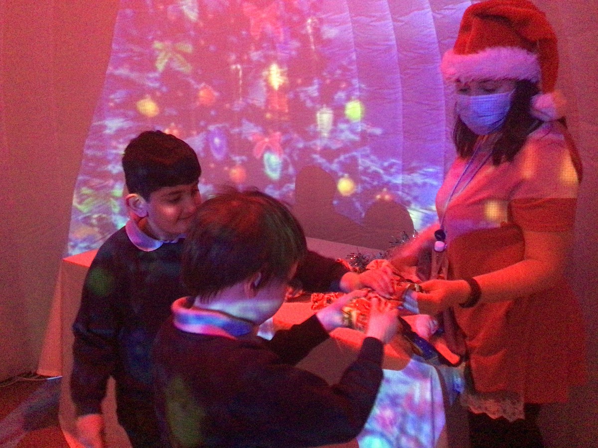 Christmas WOW in SEND Studio